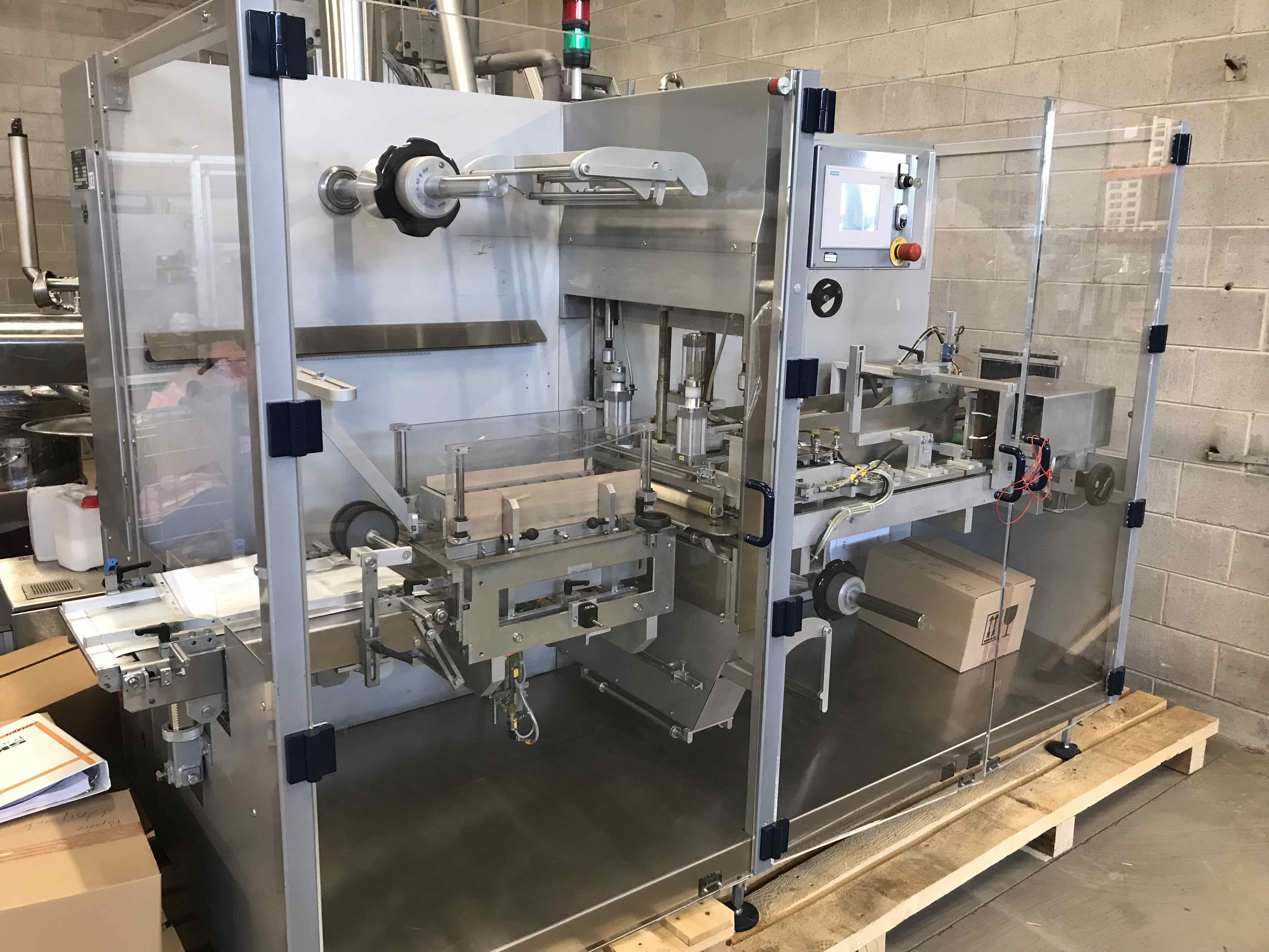 Full Overwrapper machine Skinetta ASK 450 UB