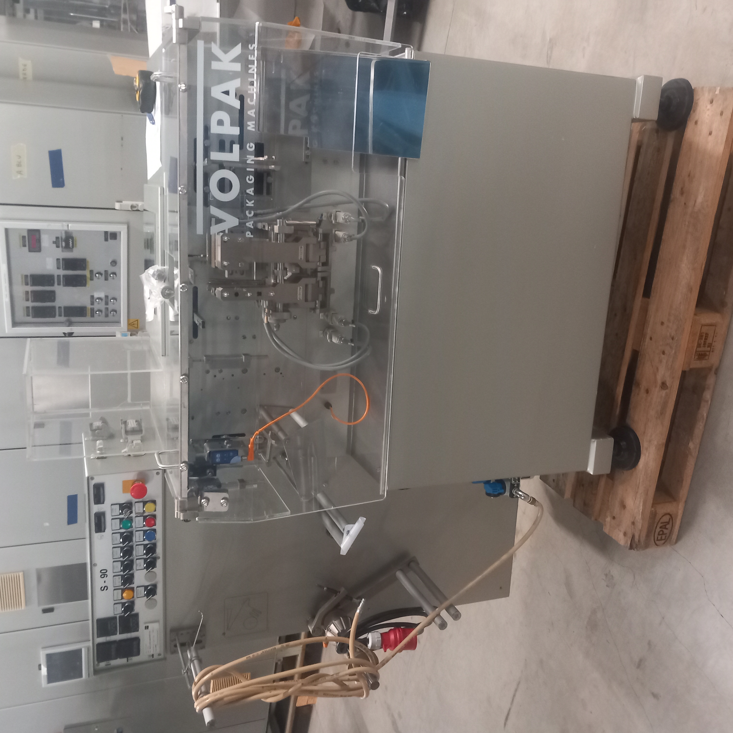 VOLPAK Упаковочная машина VOLPAK  Упаковочная машина S 90 - DS 300 