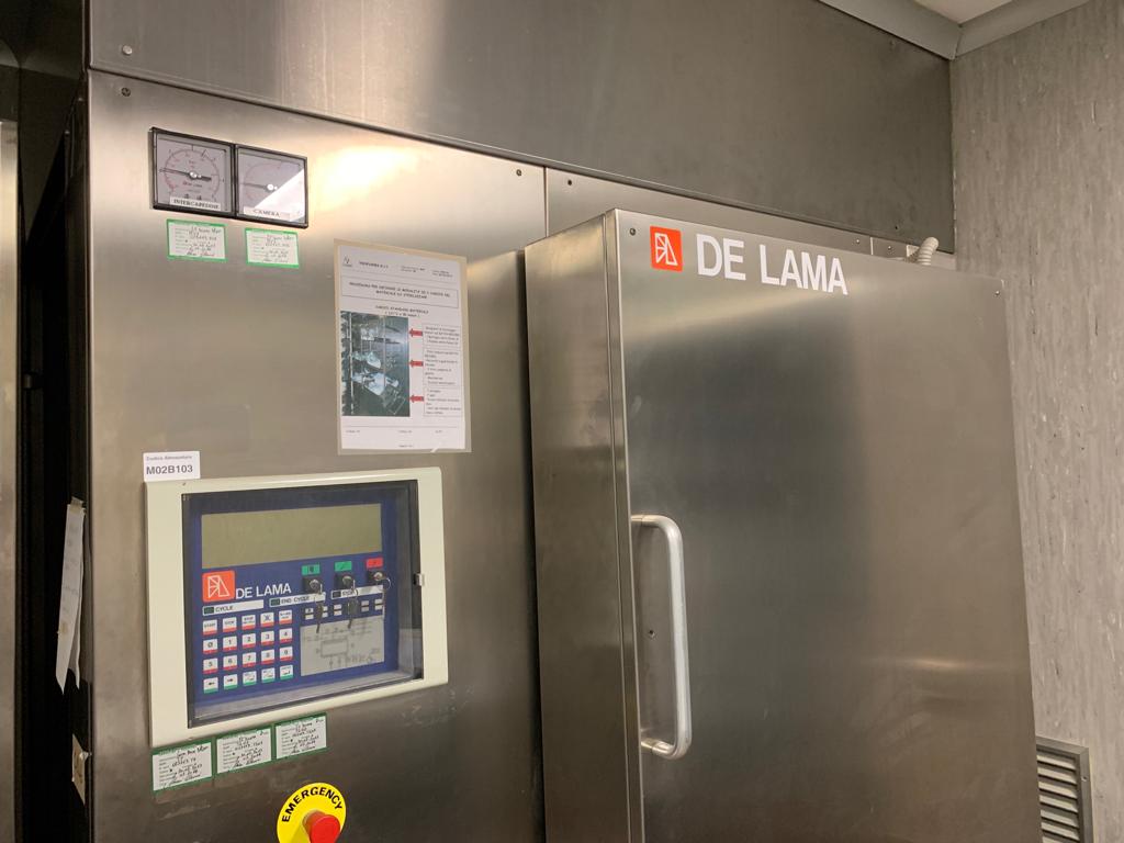 DE LAMA Autoclaves/Sterilizing Ovens/Freeze Dryers DE LAMA DLOV PLSA
