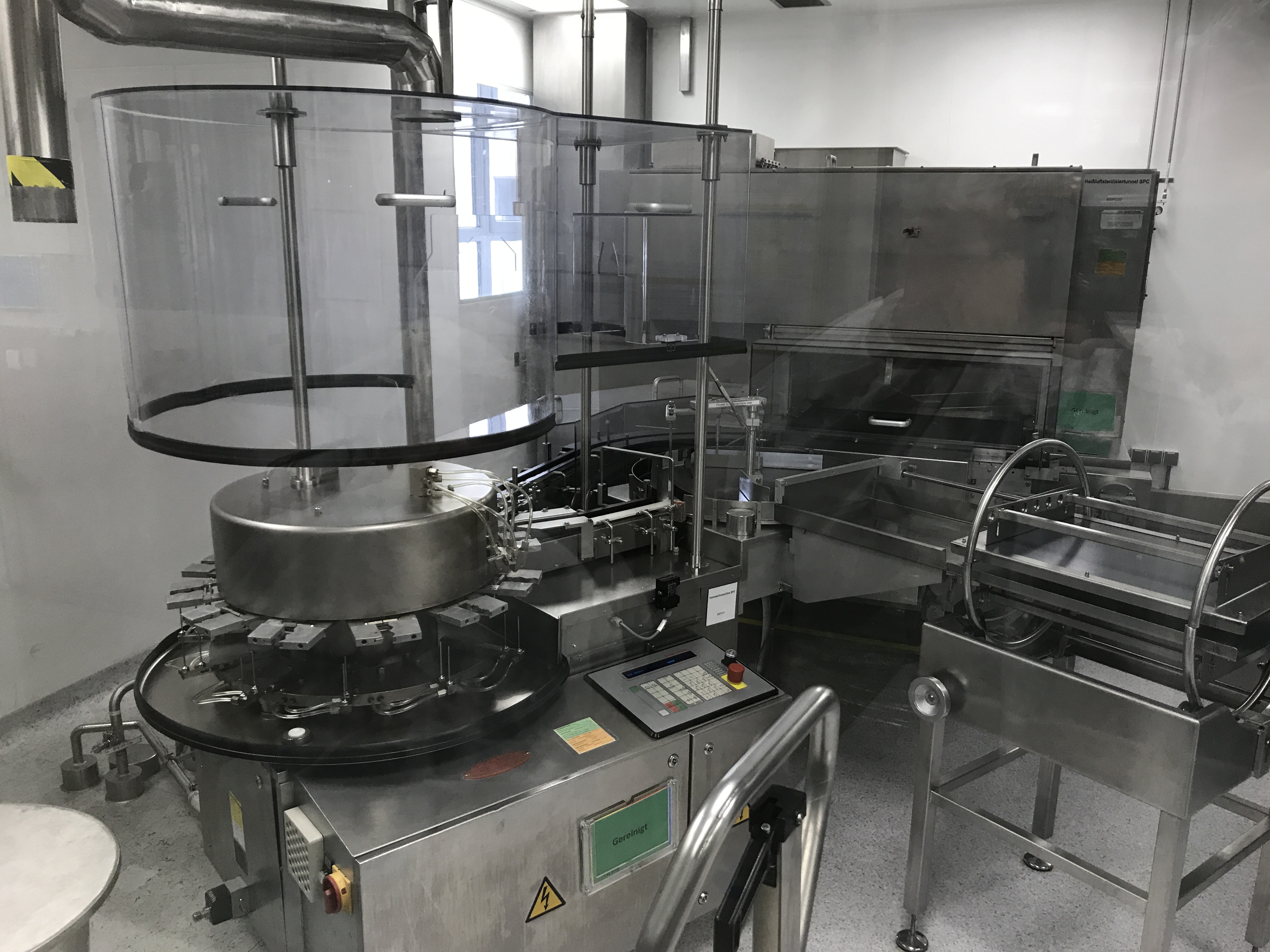 BAUSCH+STRÖBEL Reinigungsmaschine für Vials BAUSCH+STRÖBEL FAW 2020
